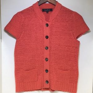 Evan-Picone melon colored short sleeve top Medium.